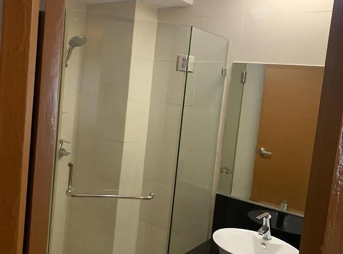 1br At Montecito Newport Residential Across Naia And Marriott Apartment